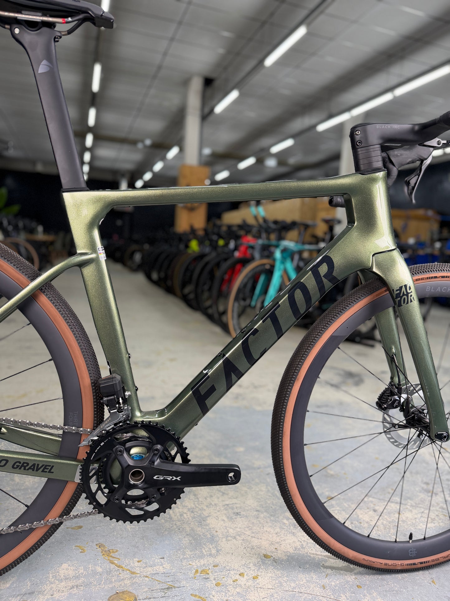 NIEUW Factor Ostro Gravel GRX Di2 Gravel Fiets