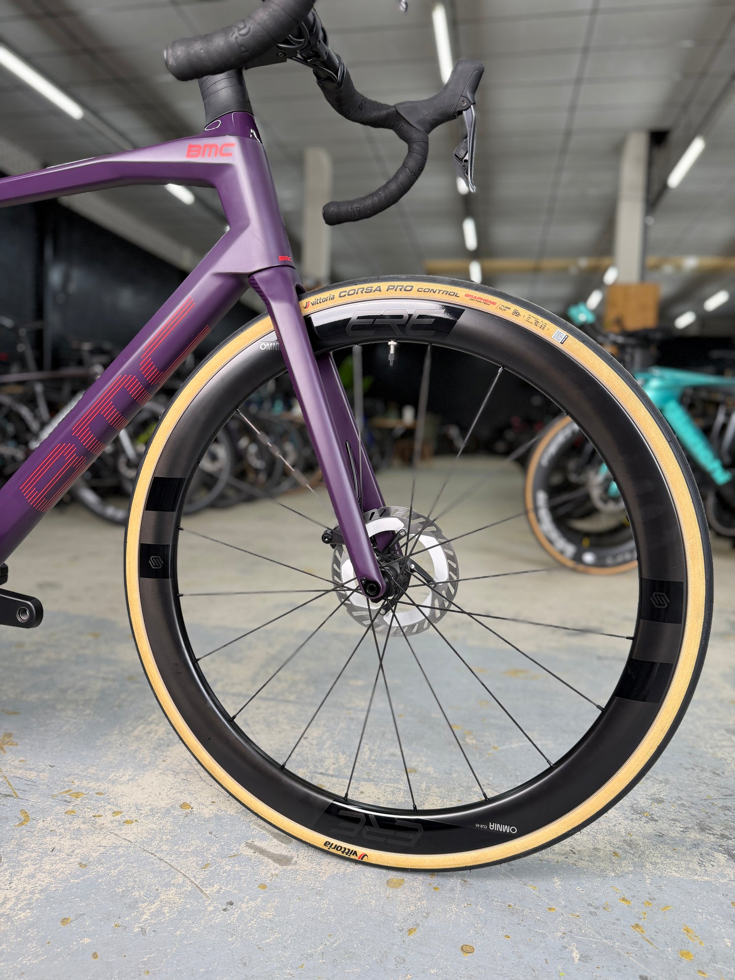 NIEUW BMC Roadmachine 01 Di2 Carbon Racefiets
