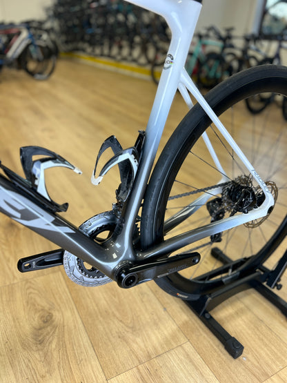 Ridley Fenix ​​SLiC AXS Carbon Road Bike