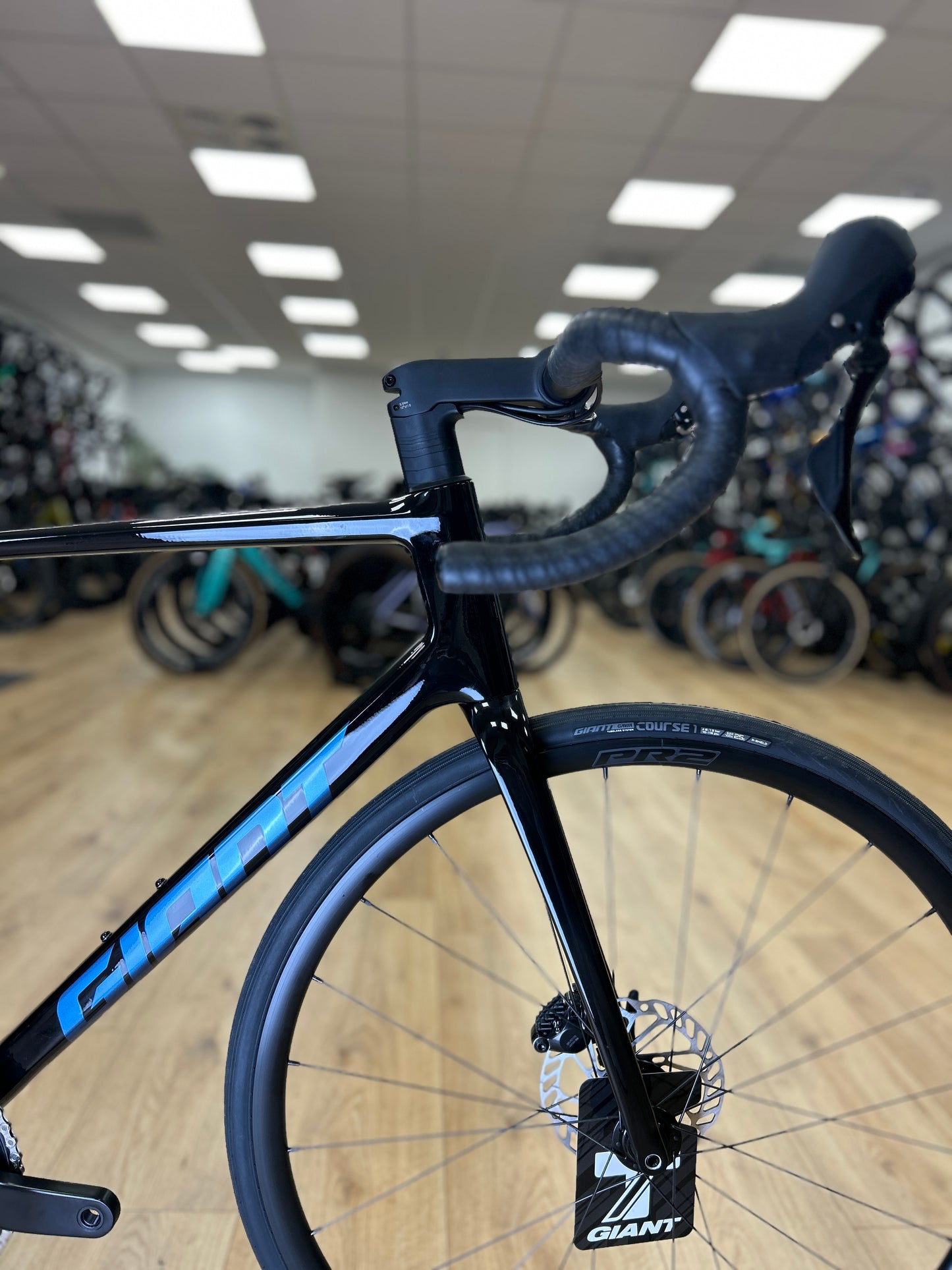 0km Showroom Model Giant TCR Advanced 2 Carbon Racefiets