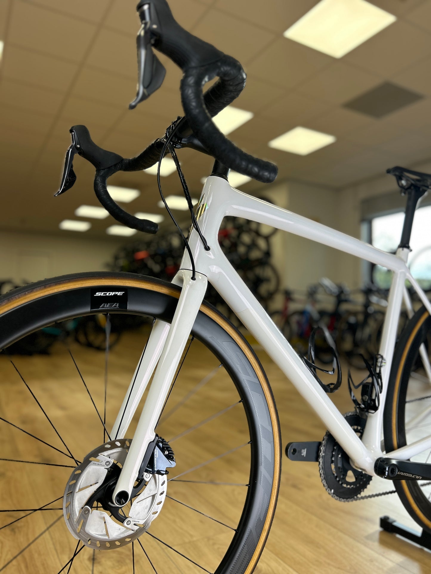 Specialized Aethos Di2 Carbon Racefiets