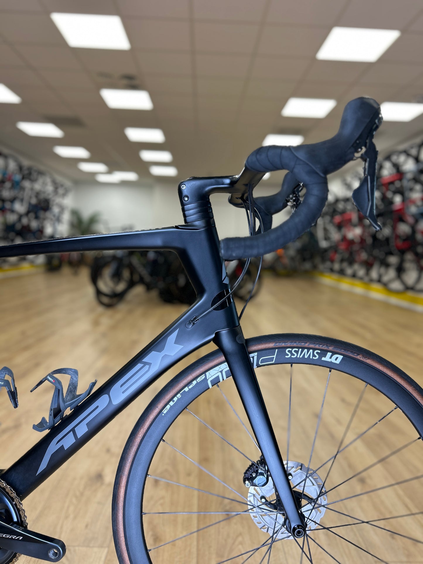 Apex Flare Carbon Racefiets
