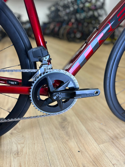 Trek Émonda SL6 AXS Carbon Road Bike