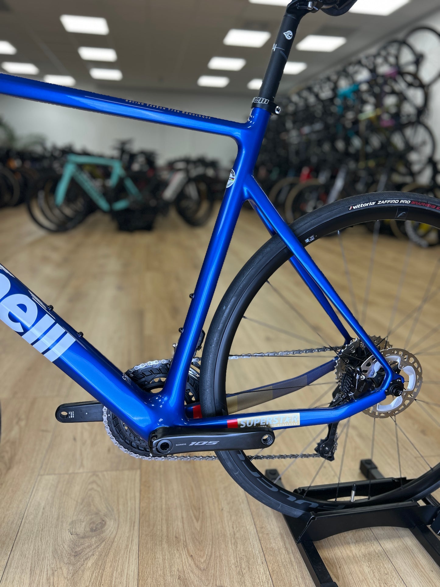0km Showroom Model Cinelli Superstar Di2 Carbon Racefiets