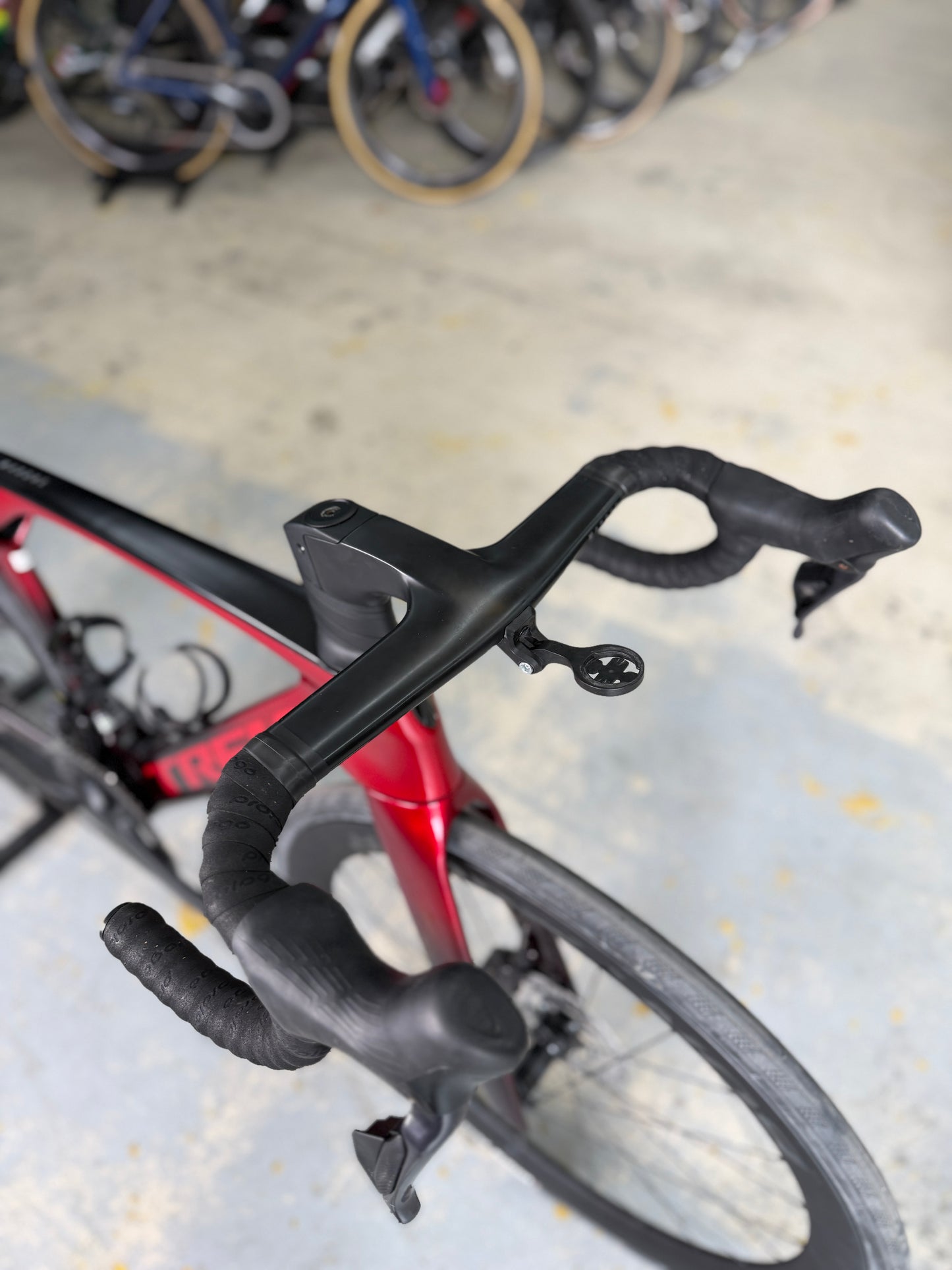 Trek Madone SLR7 Di2 Carbon Road Bike