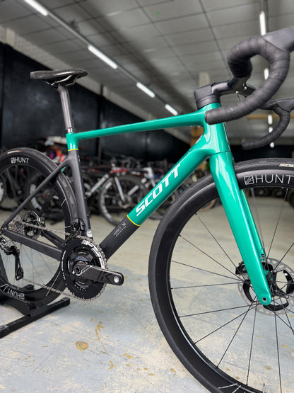 Scott Addict RC Di2 Aston Martin Carbon Racefiets