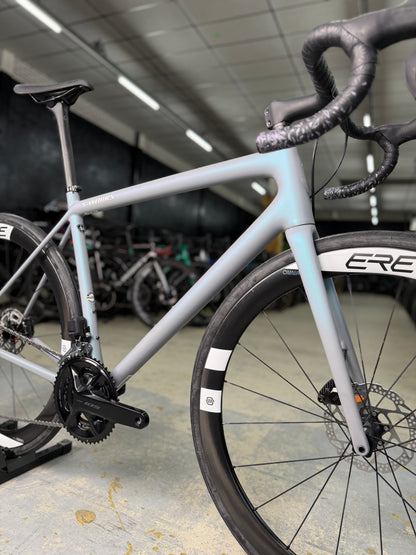 SHOWROOM S-Works Aethos Di2 Carbon Racefiets