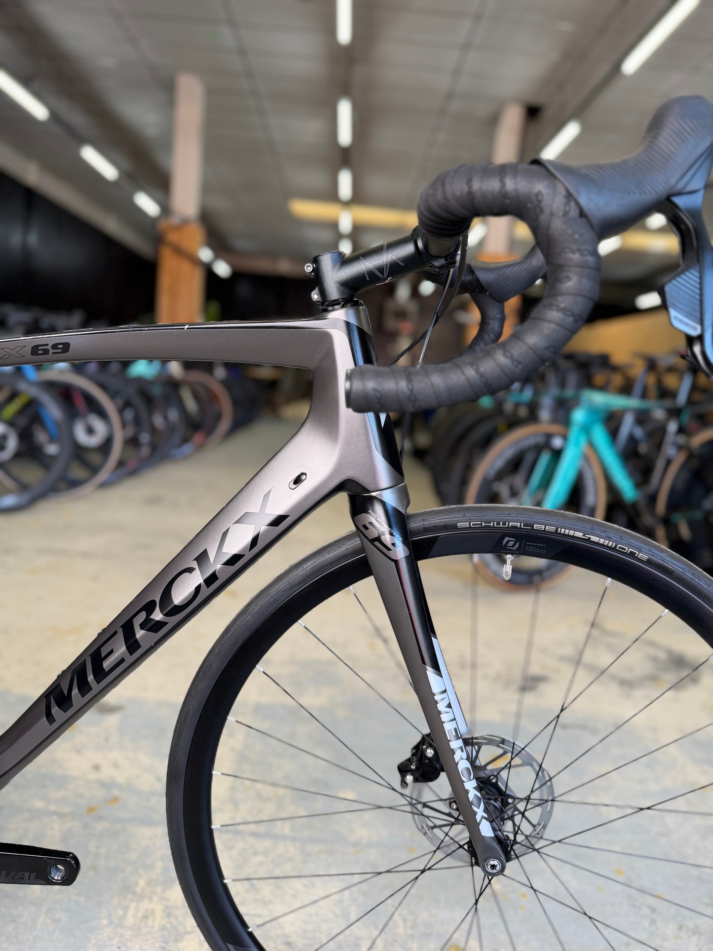 Eddy Merckx Mourenx 69 AXS Carbon Racefiets