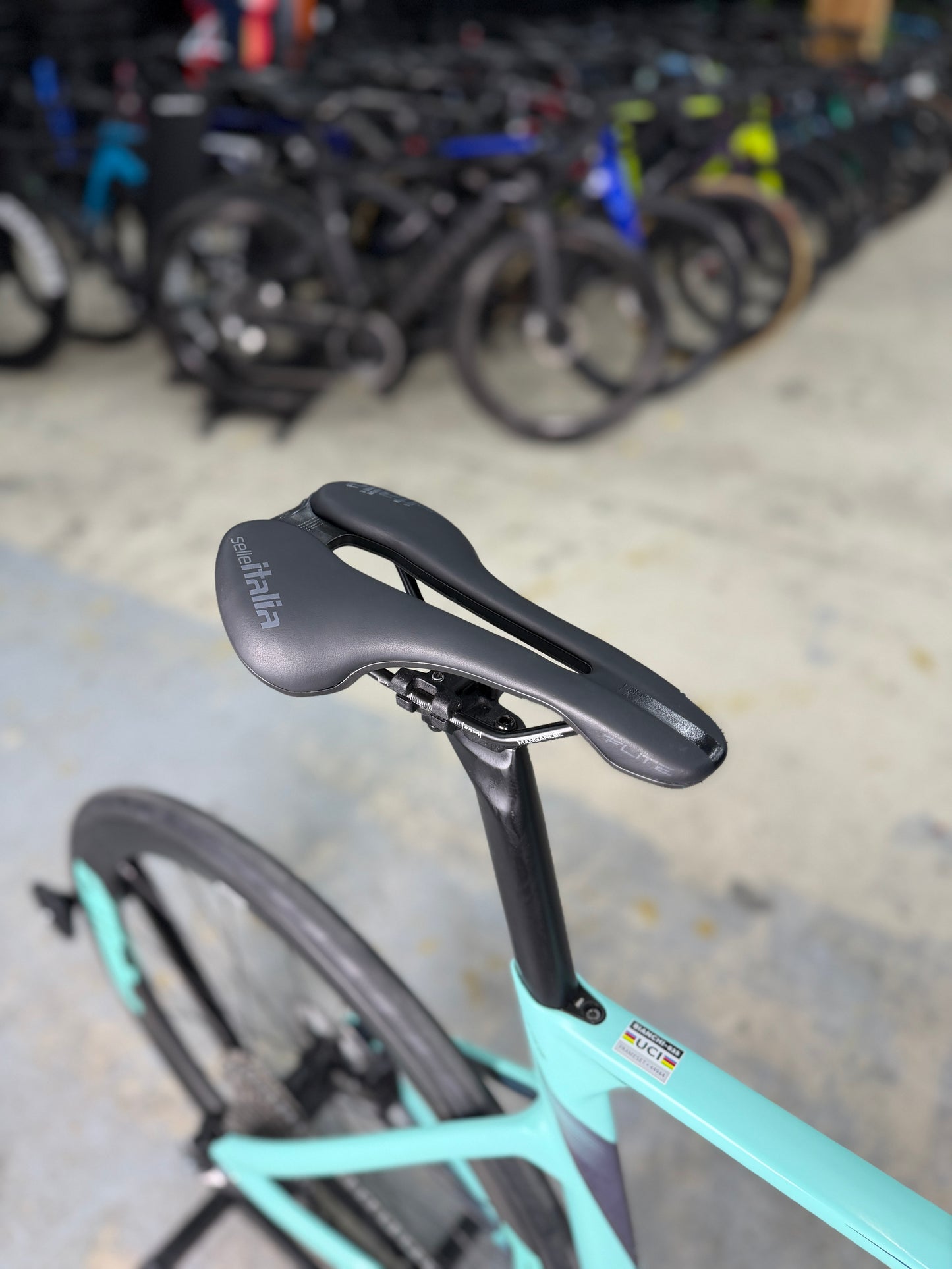 Bianchi Oltre Race Di2 Carbon Road Bike