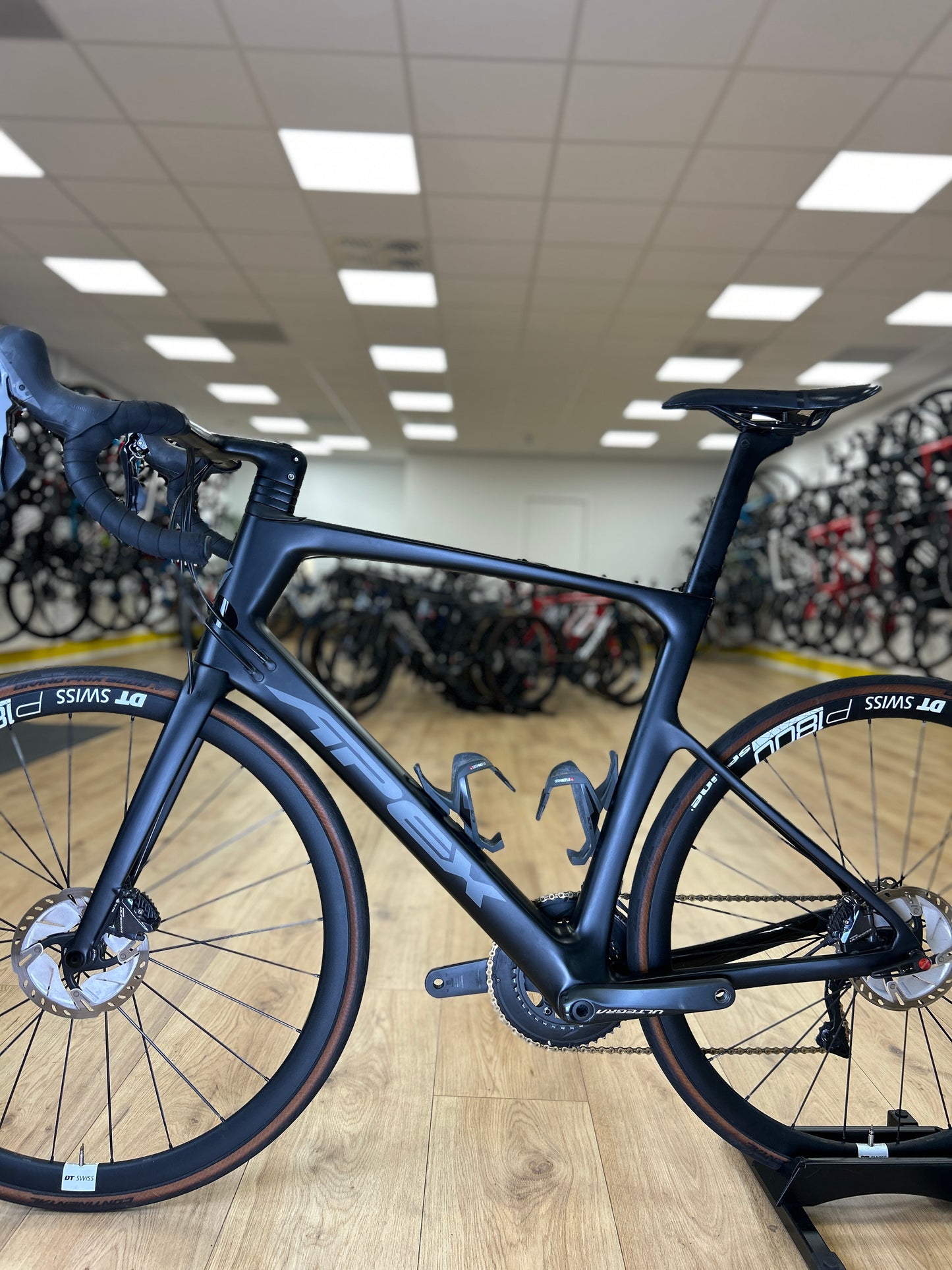 Apex Flare Carbon Racefiets