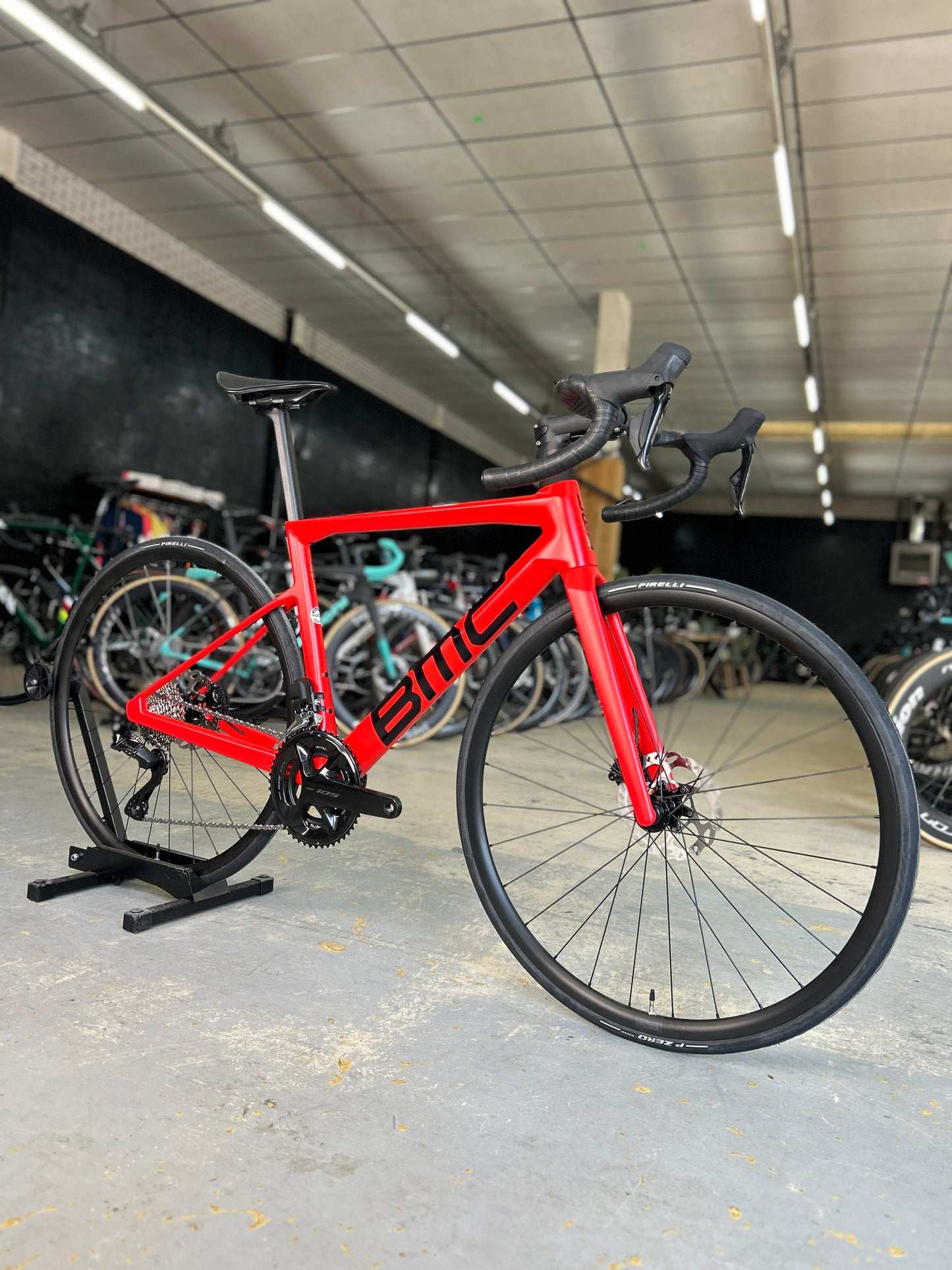 NEW BMC Teammachine SLR Di2 Carbon Road Bike