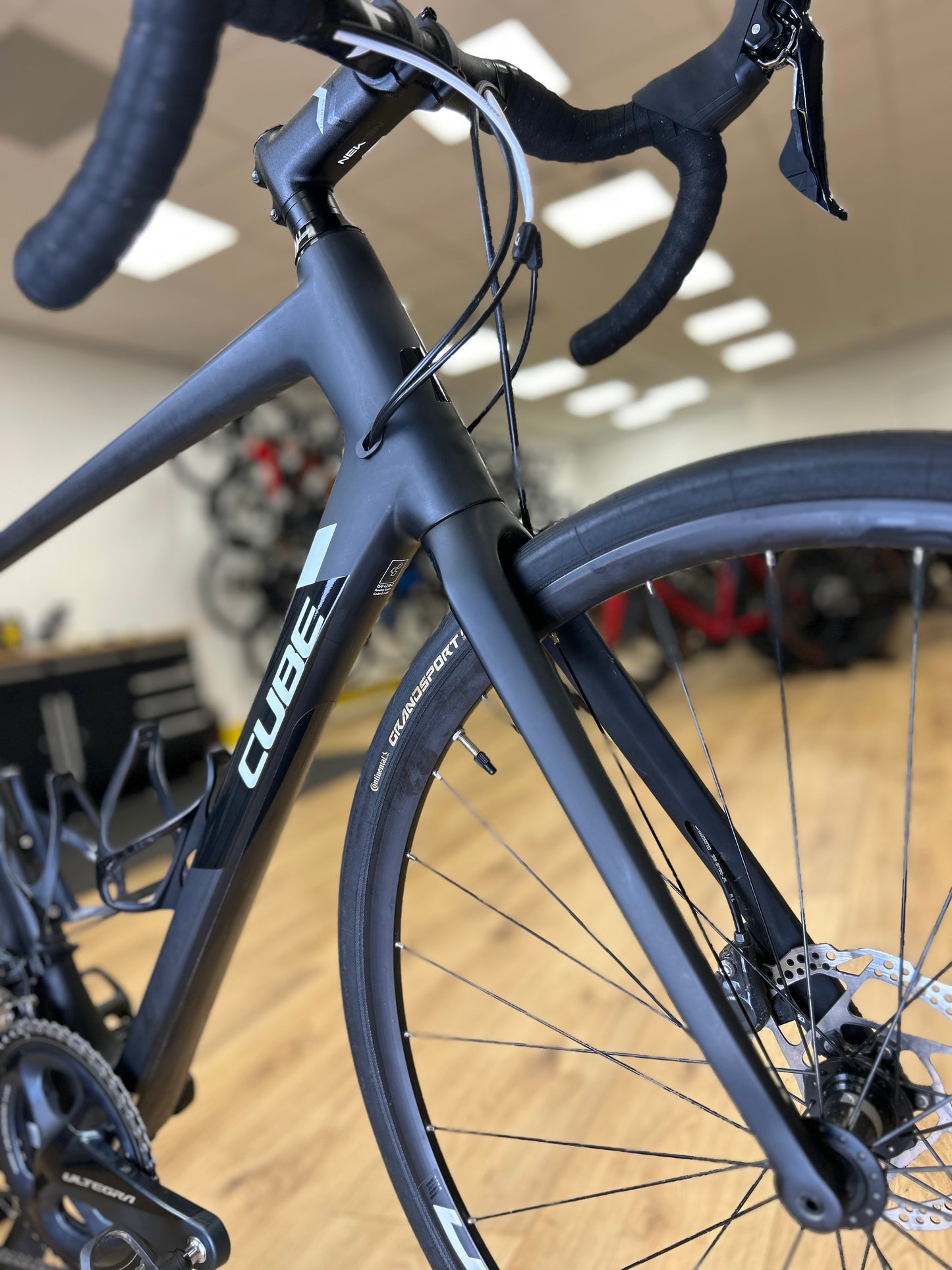 Cube Attain Carbon Ultegra Racefiets