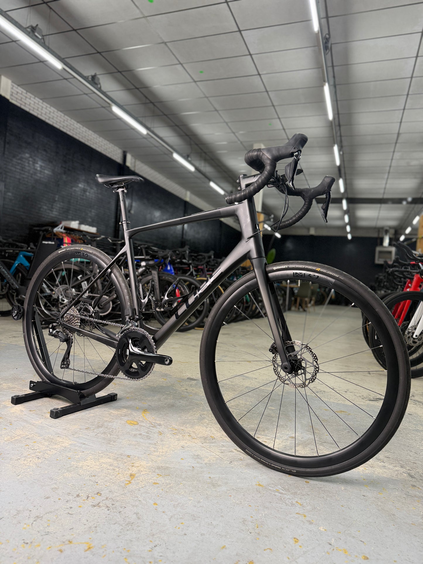 Cube Attain GTC SLX Di2 Carbon Road Bike