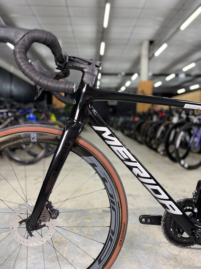 Merida Scultura 6000 Di2 Carbon Road Bike