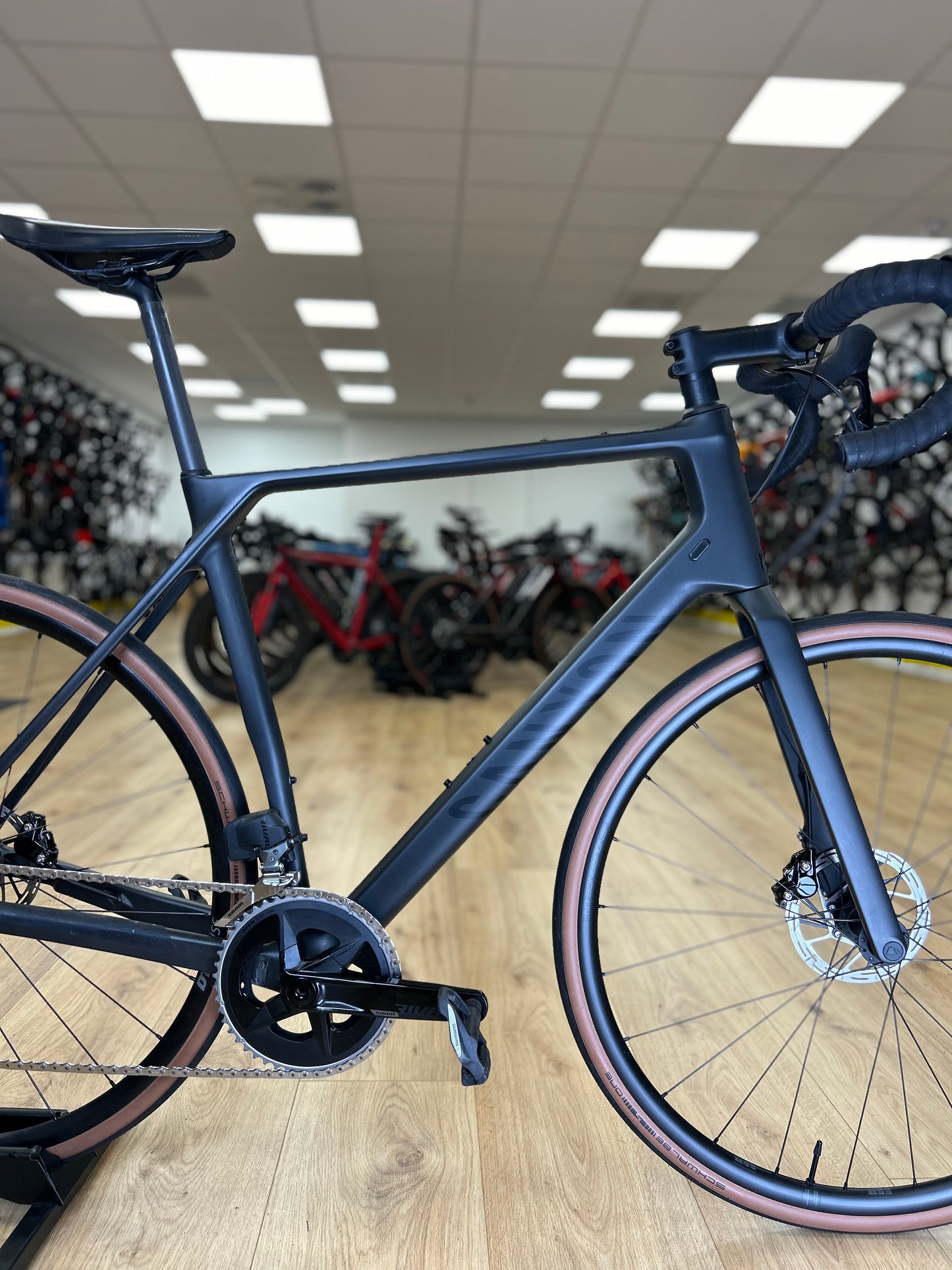 Canyon Endurance SRAM AXS Carbon Disc Racefiets