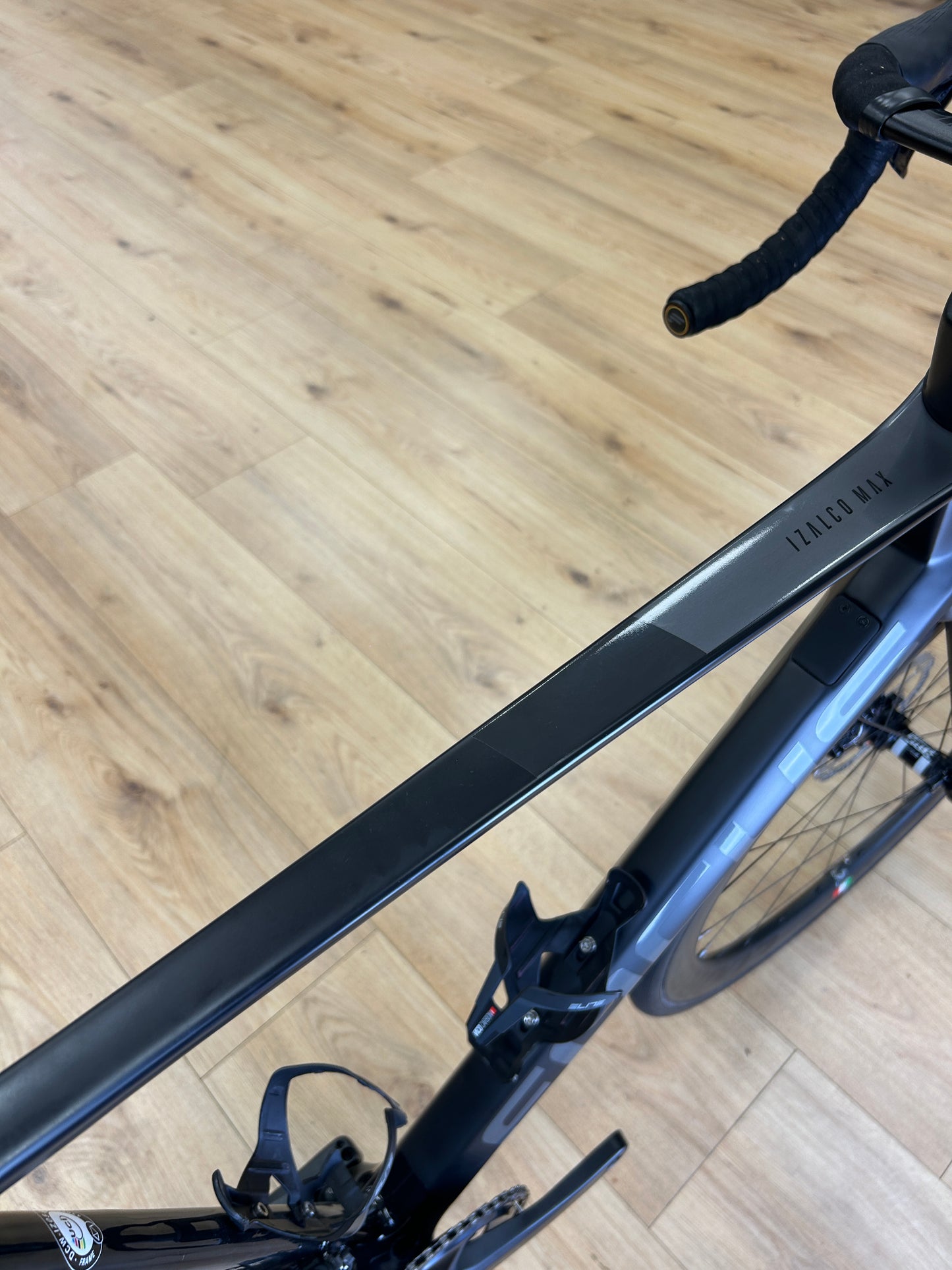 Focus Izalco Max 9.8 Di2 Carbon Racefiets