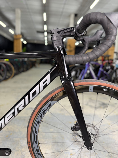 Merida Scultura 6000 Di2 Carbon Road Bike