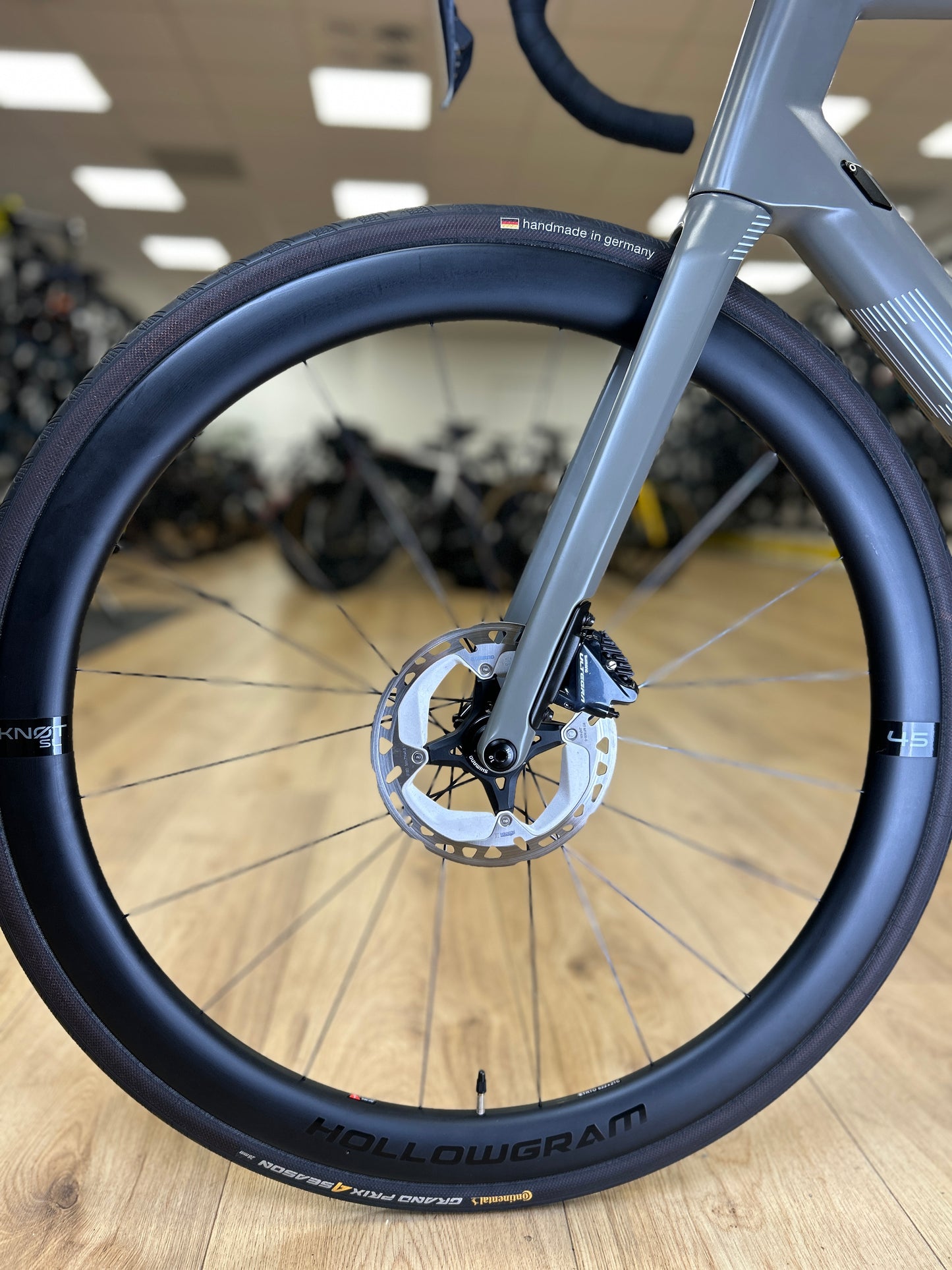 BMC Roadmachine 01 ONE Carbon Racefiets