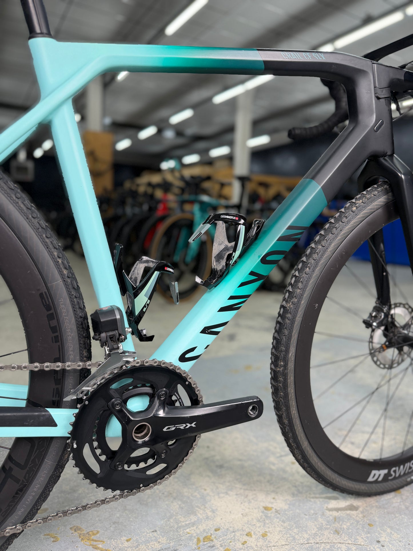 Canyon Grail CF SLX 8 Di2 Gravel Fiets