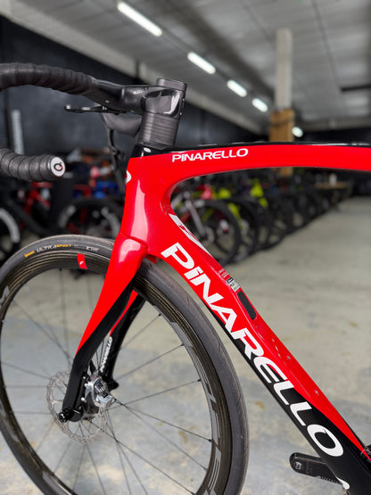 Pinarello F eTap Red Carbon Racefiets