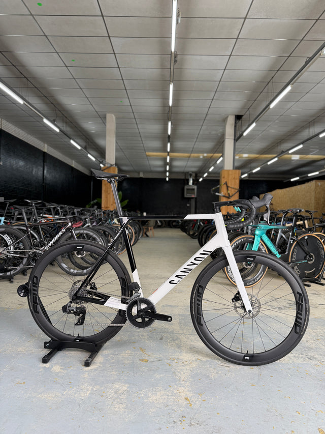Canyon Ultimate CF SL AXS Carbon Racefiets