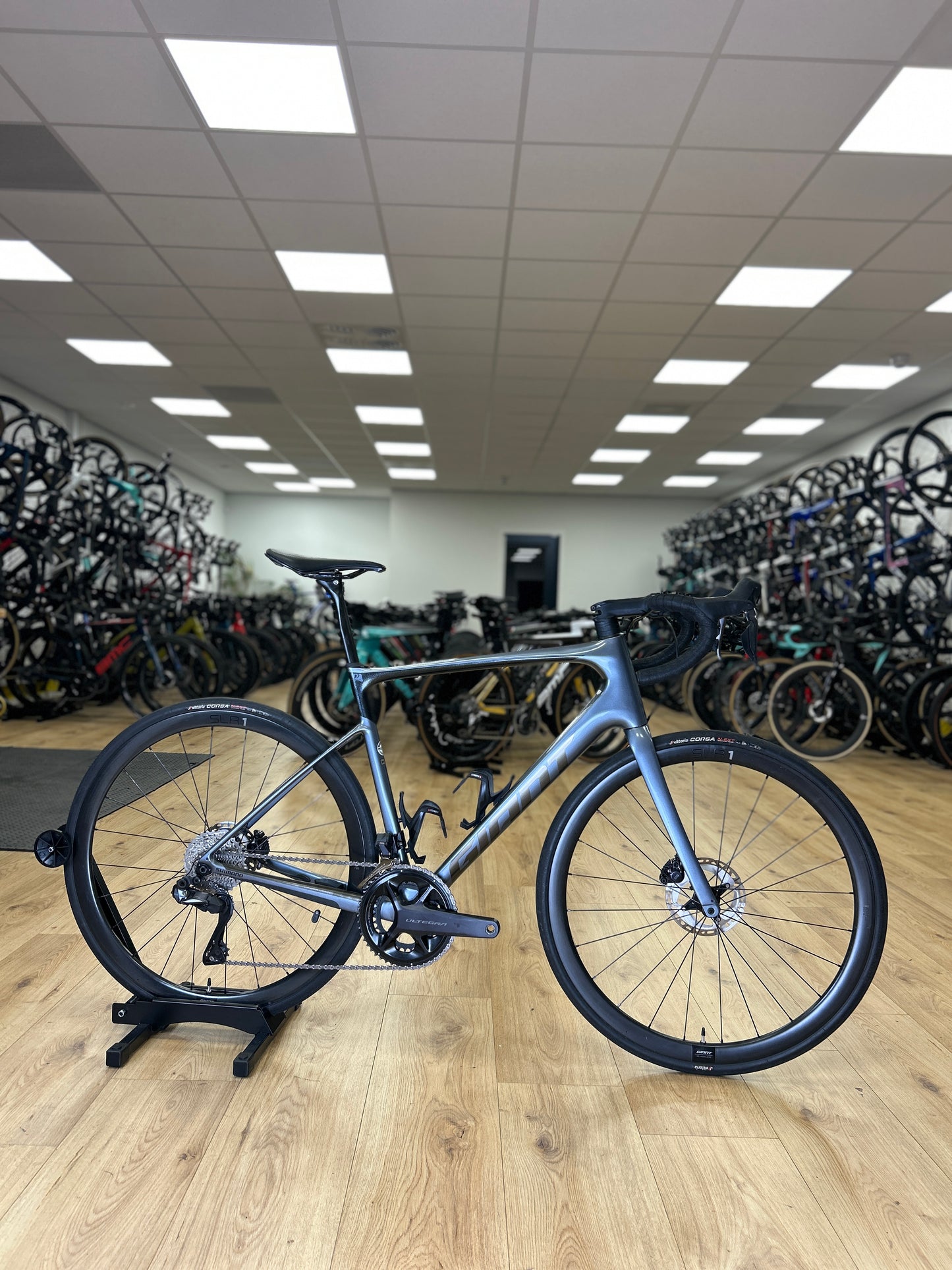 Giant Defy Advanced Pro 1 Di2 Carbon Racefiets