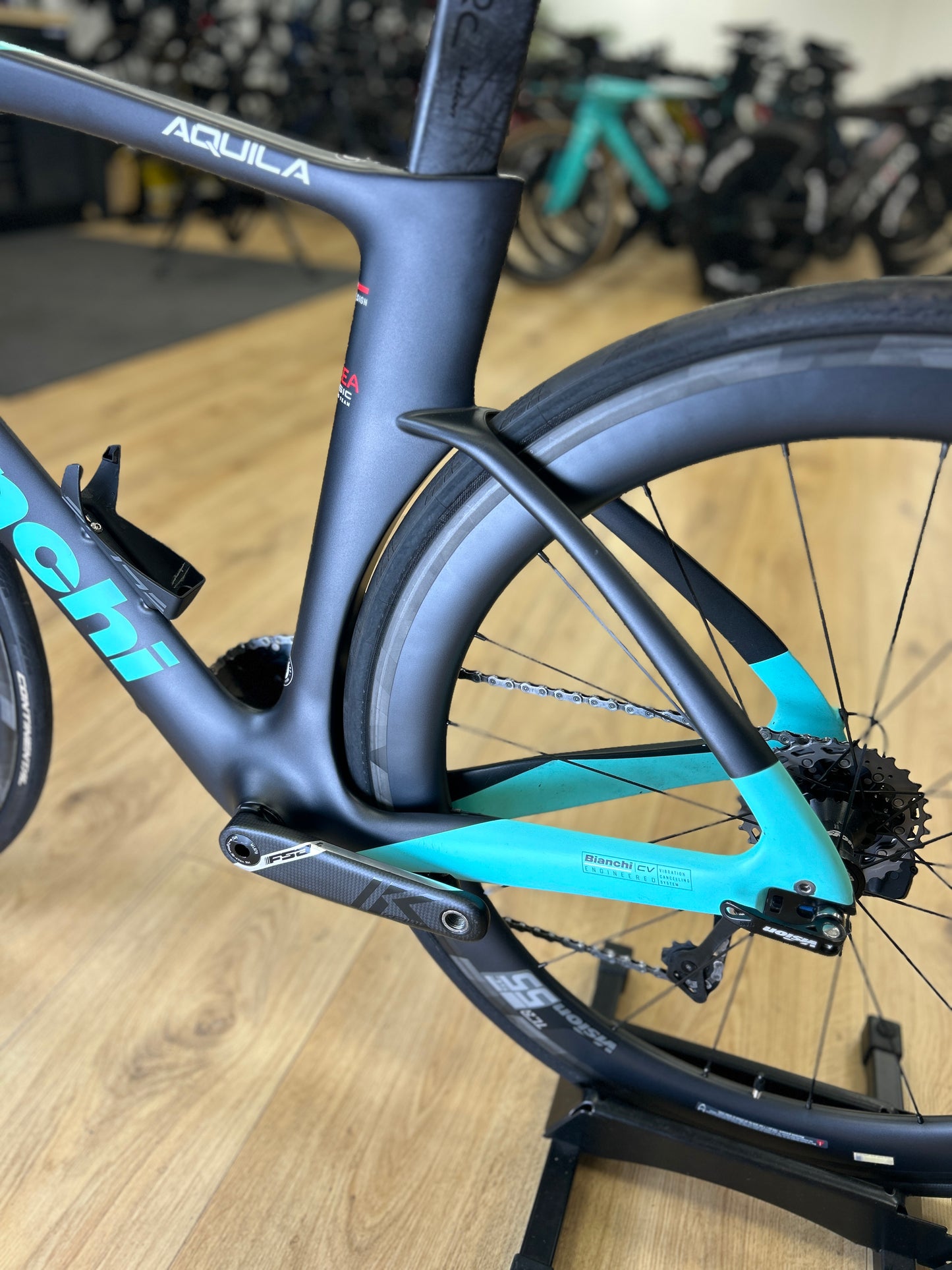 Bianchi Aquila CV Di2 Carbon Racefiets