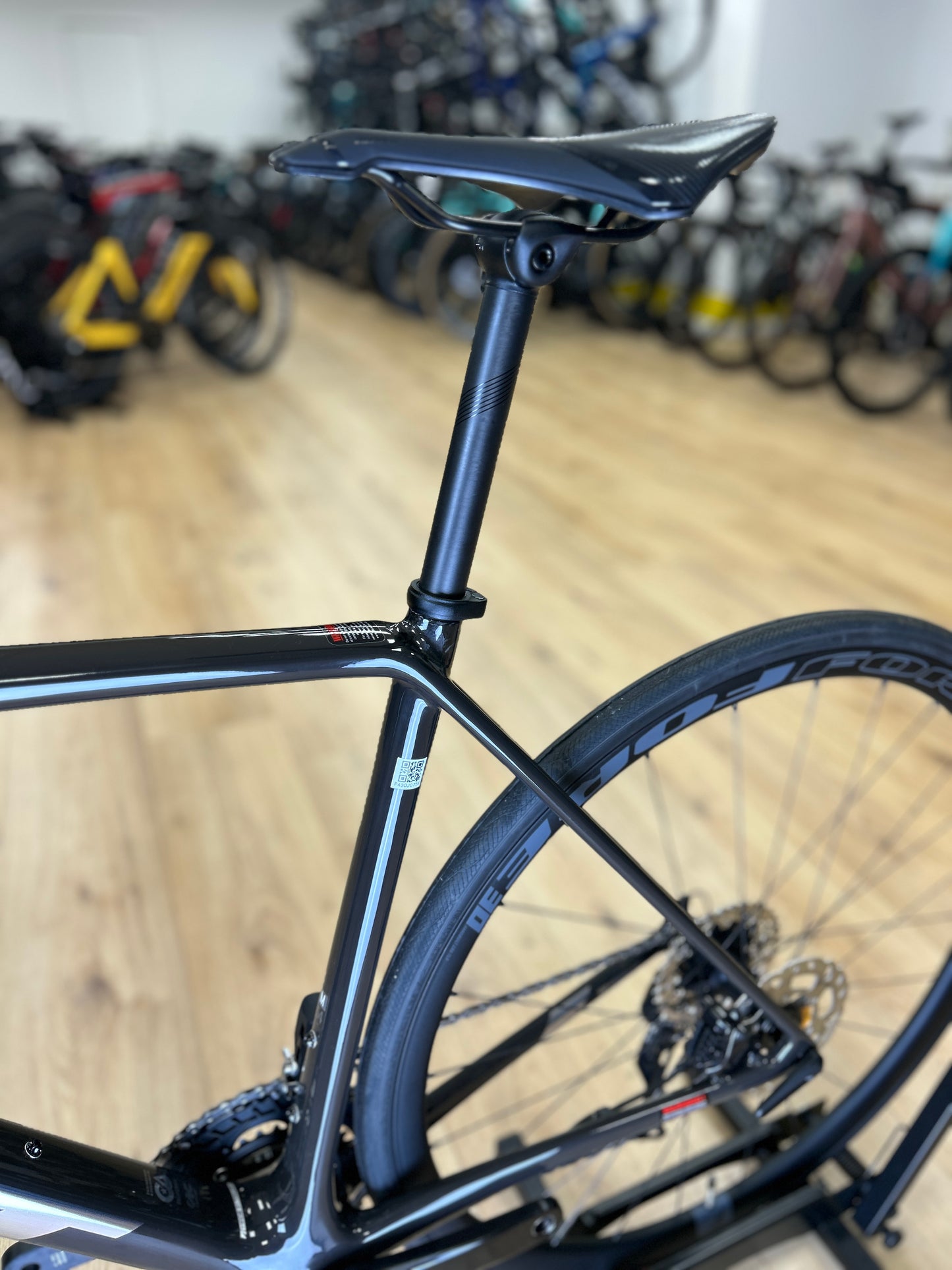 0km Showroom Model Felt FR Advanced Di2 Carbon Road Bike