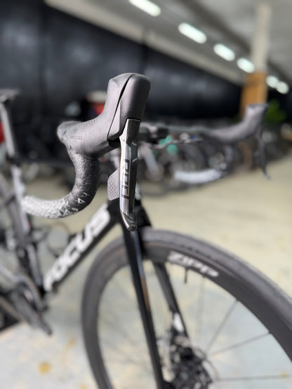 Focus Izalco Max SRAM RED eTap Carbon Racefiets