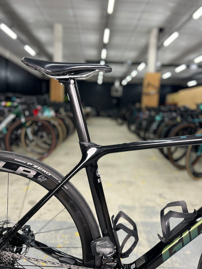 Giant TCR Advanced Pro 0 AXS Carbon Road Bike