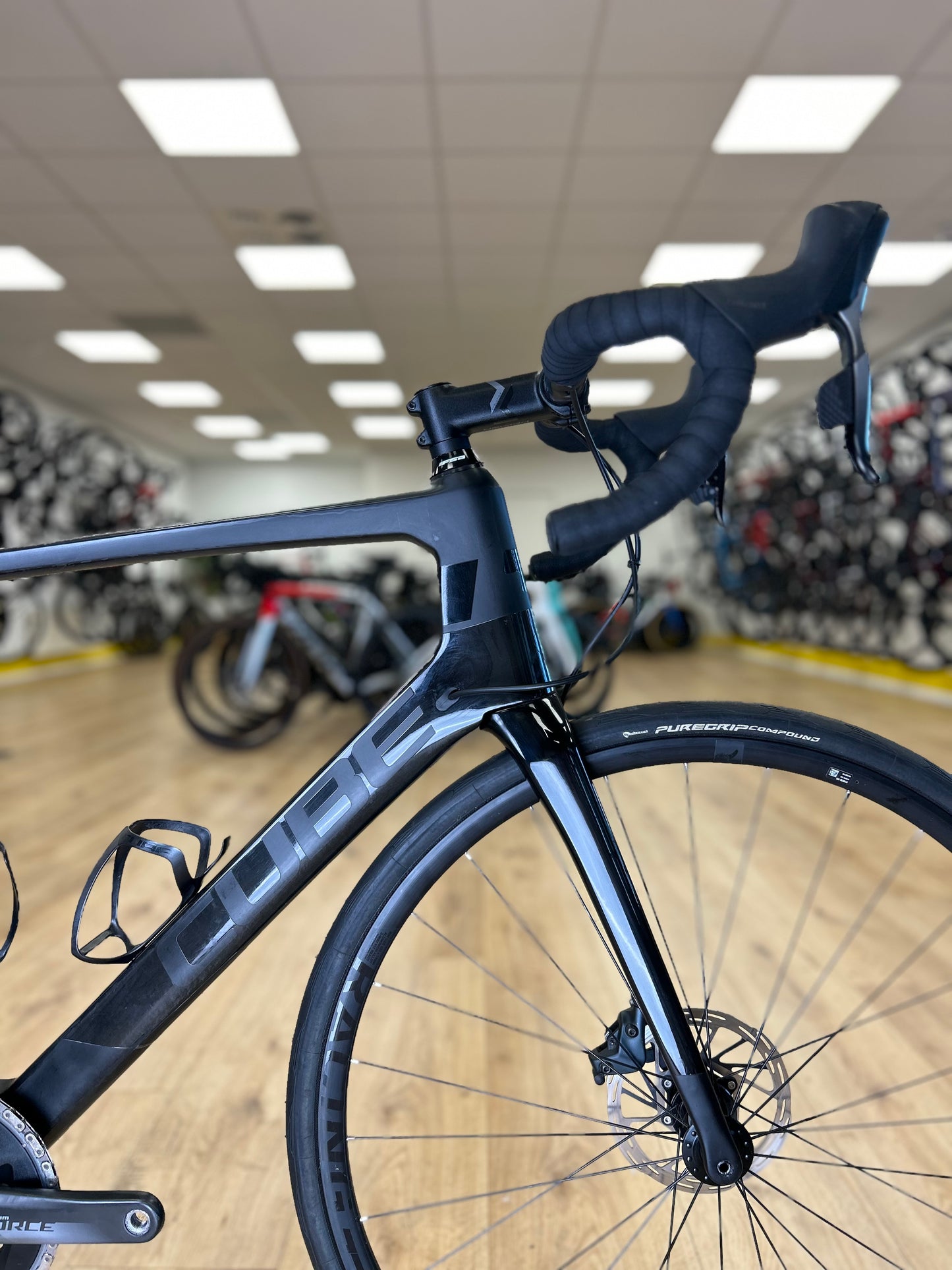 Cube Agree SLT PM AXS Carbon Disc Racefiets