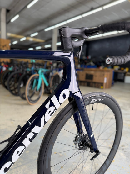 Cervélo Caledonia-5 Red eTap Carbon Road Bike