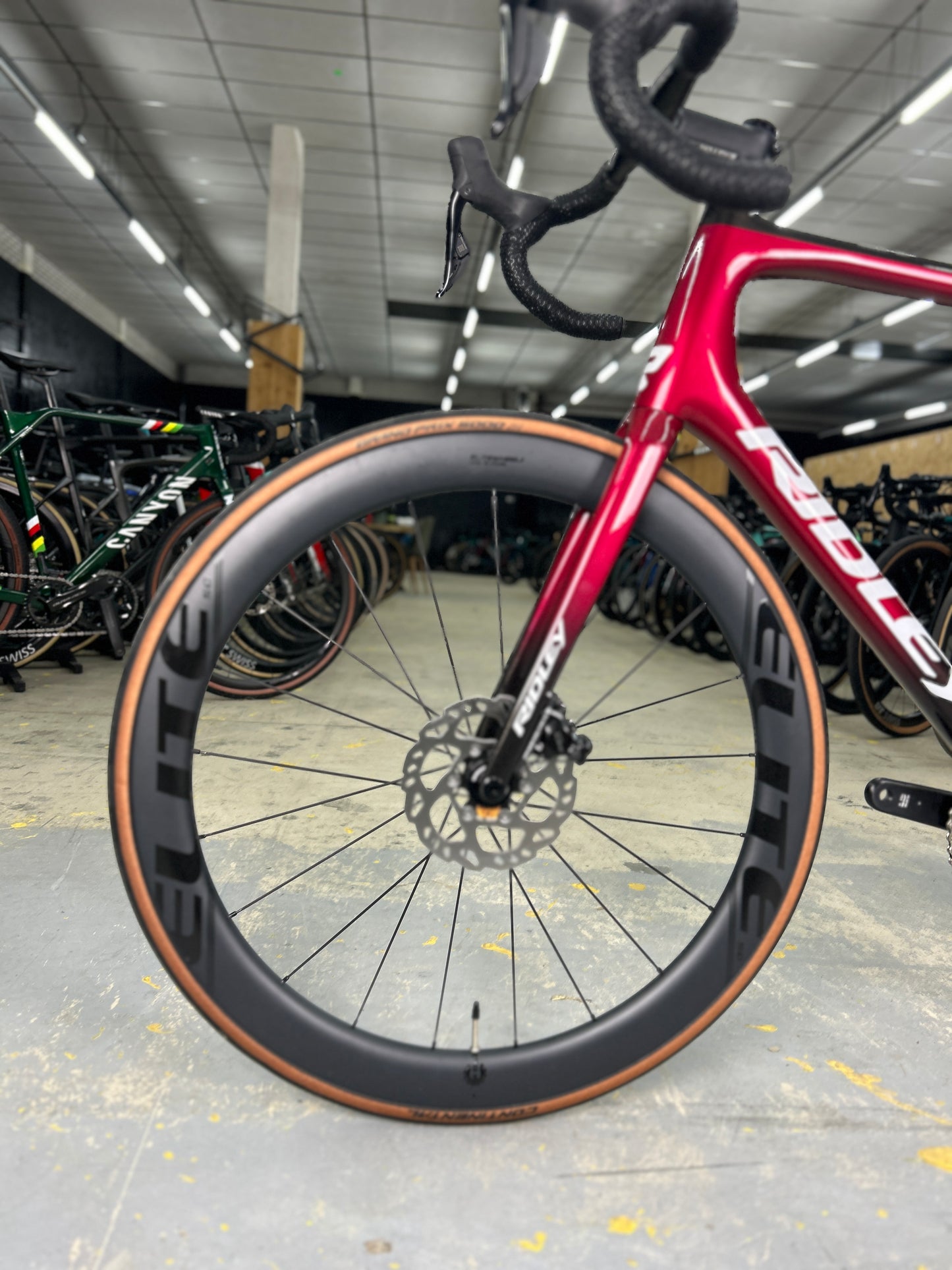 Showroom model Ridley Helium SLX Di2 Carbon Race Bike