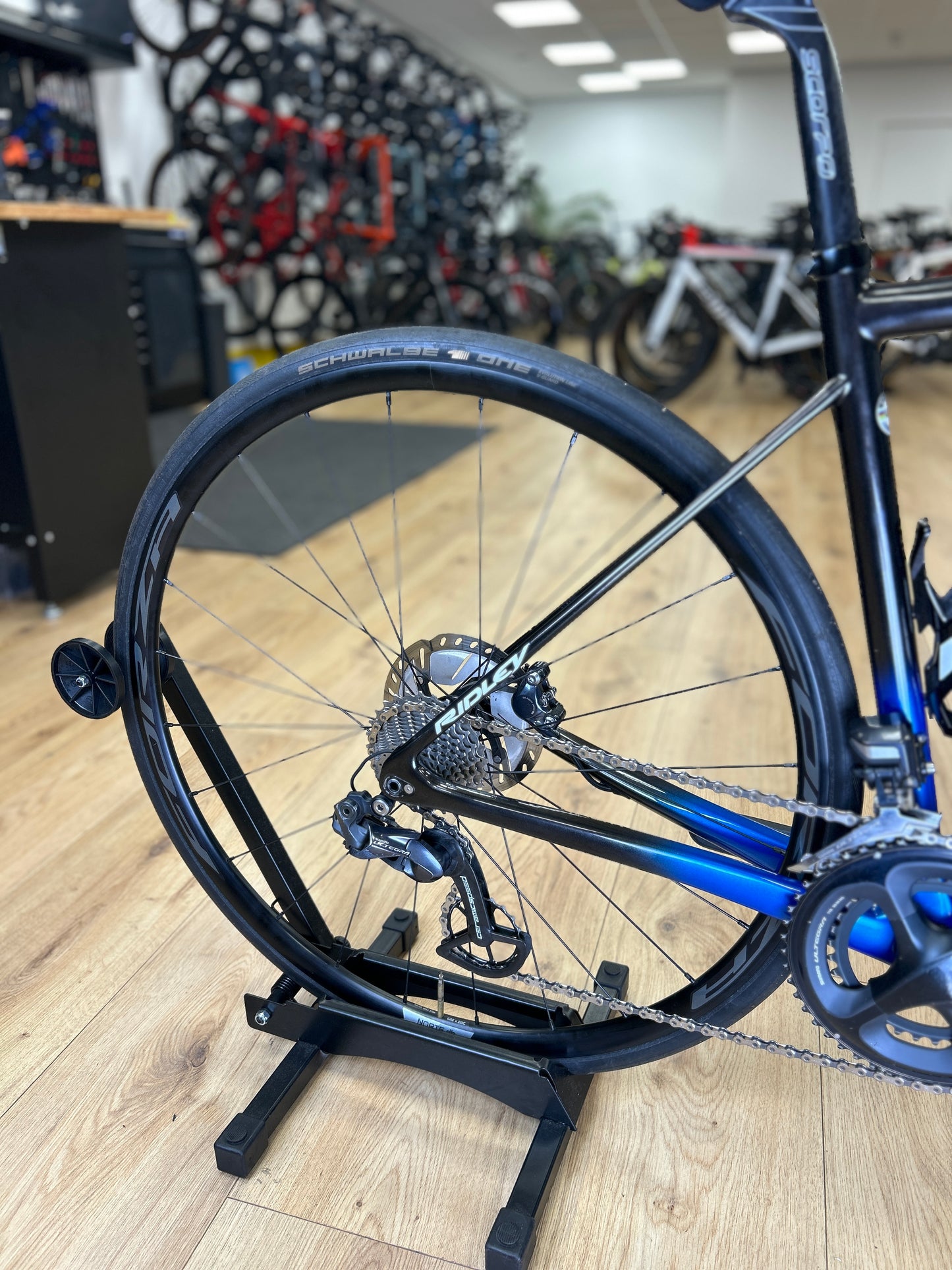 Ridley Helium SLX Di2 Carbon Racefiets