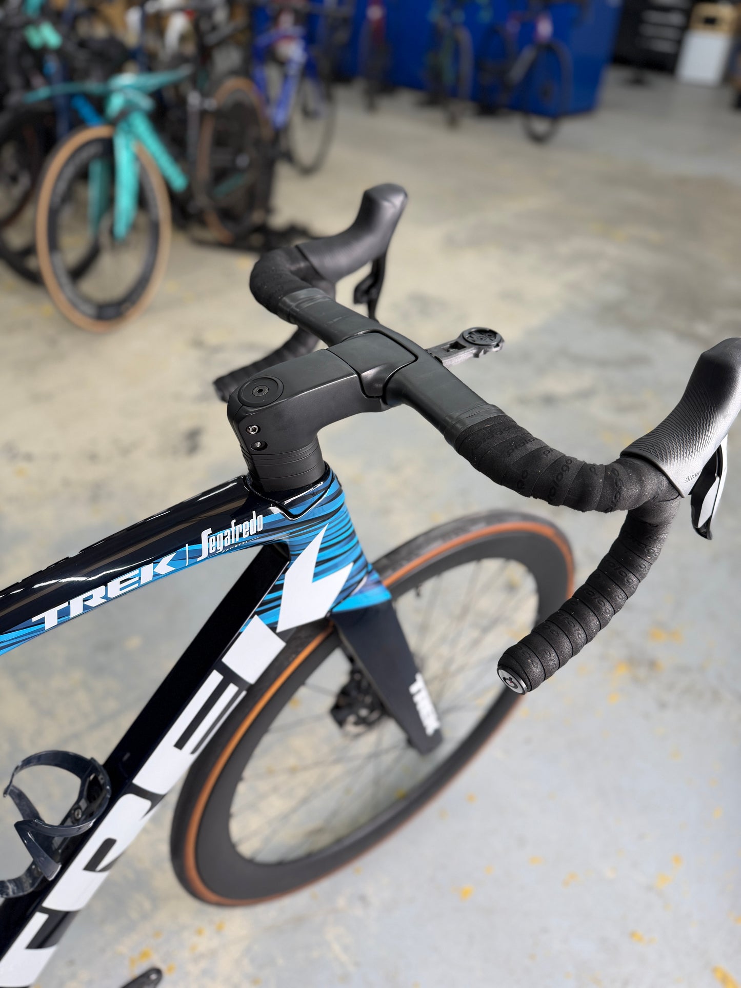 Trek Madone SLR7 AXS Carbon Road Bike