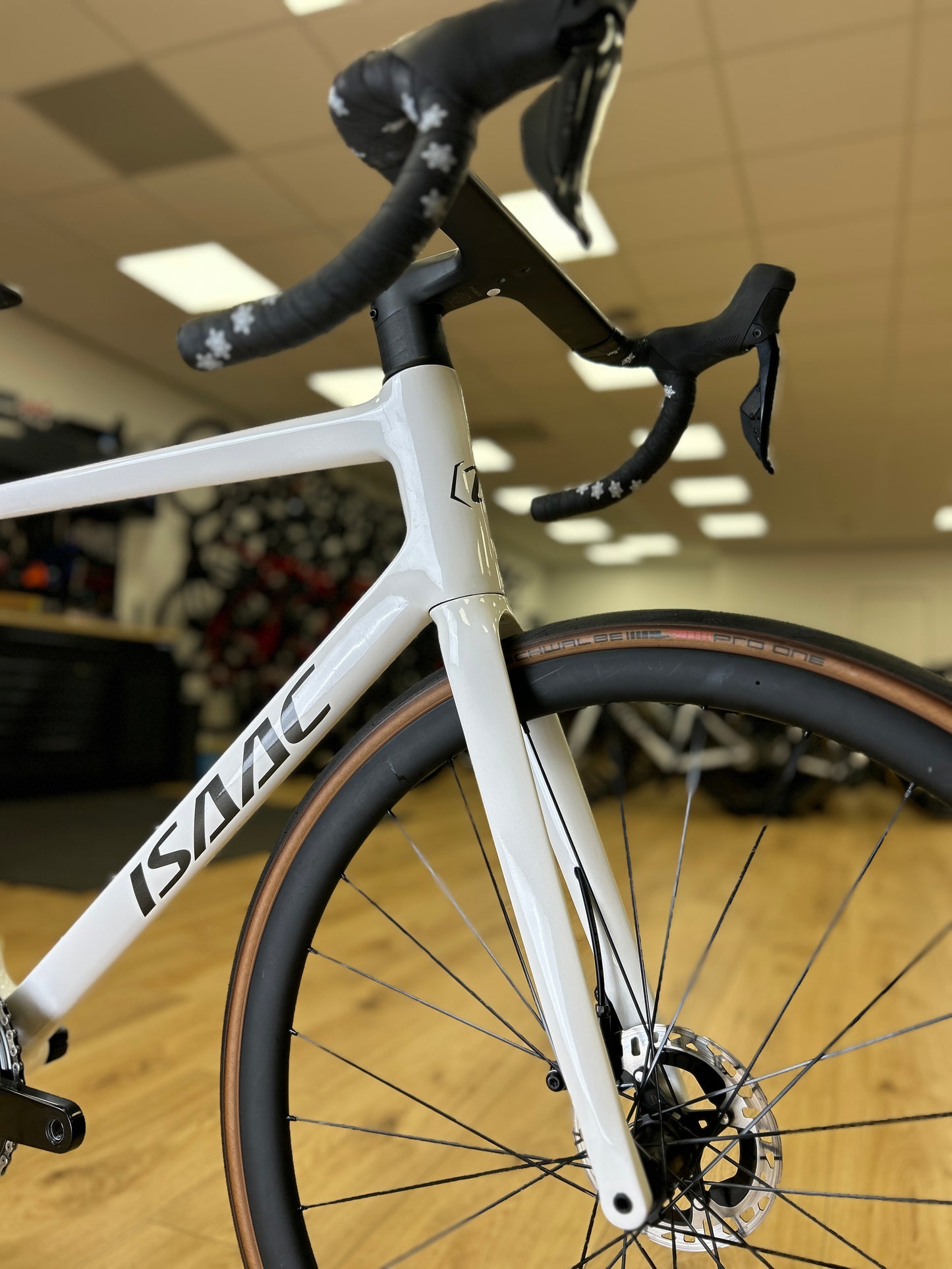 Isaac Boson Di2 Carbon Racefiets