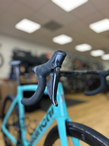 LTD Bianchi Oltre XR4 Di2 Carbon Racefiets