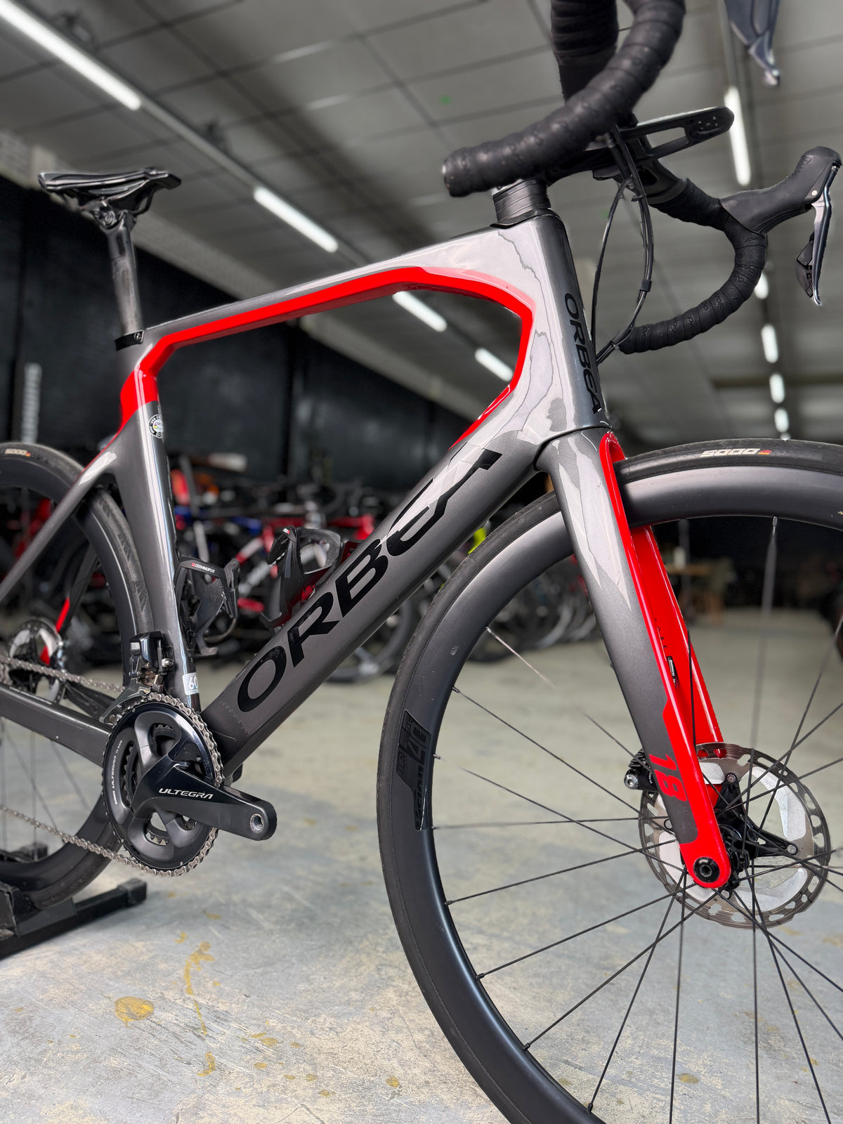 Orbea Orca Aero M20i Di2 Carbon Racefiets