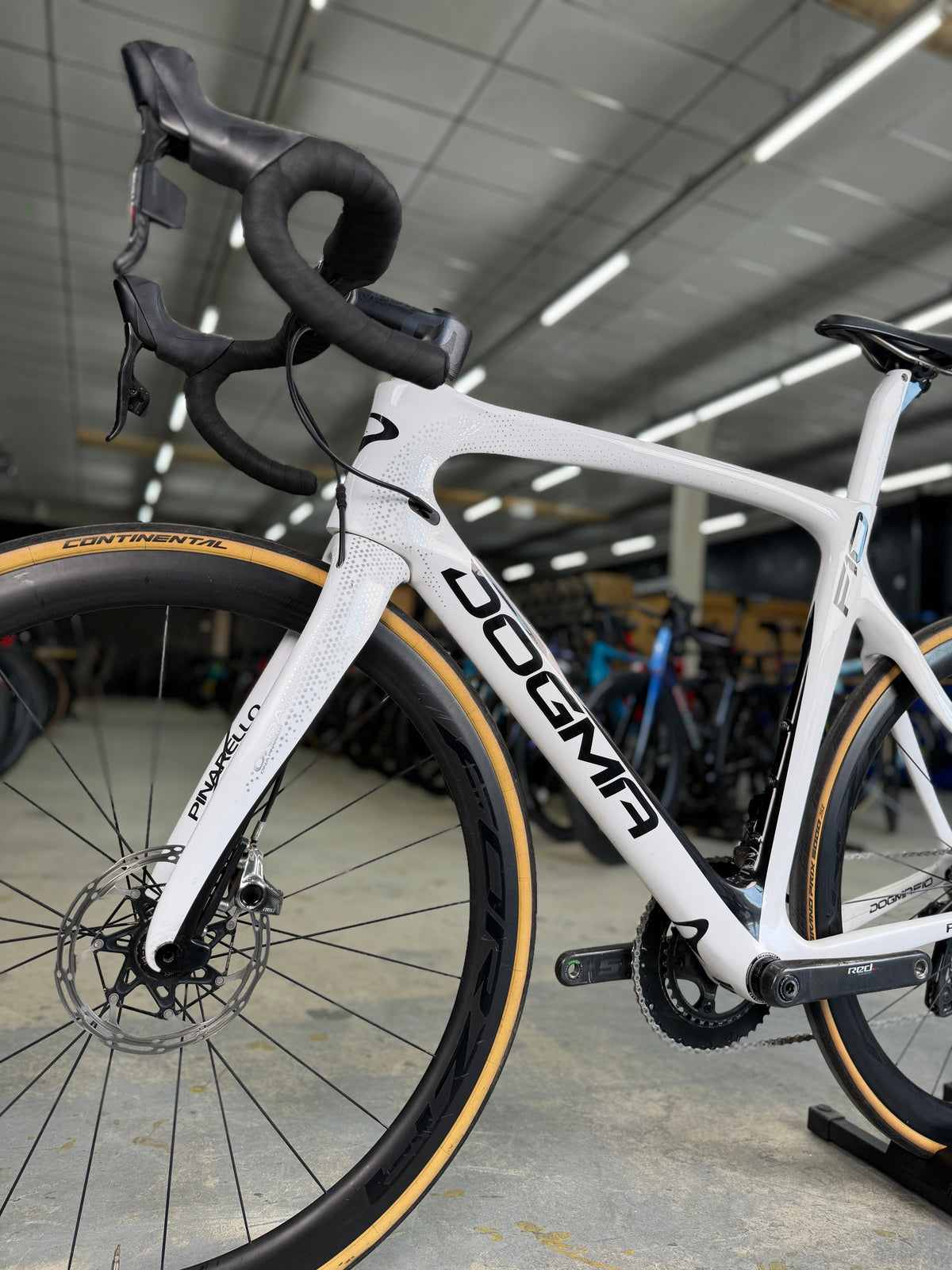 Pinarello Dogma F10 SRAM Red eTap Carbon Road Bike
