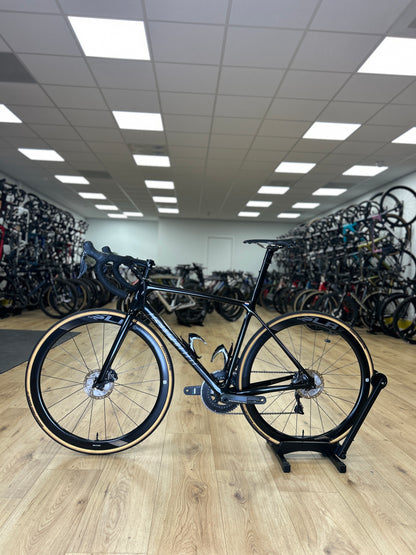 Giant TCR Advanced SL Di2 Carbon Road Bike