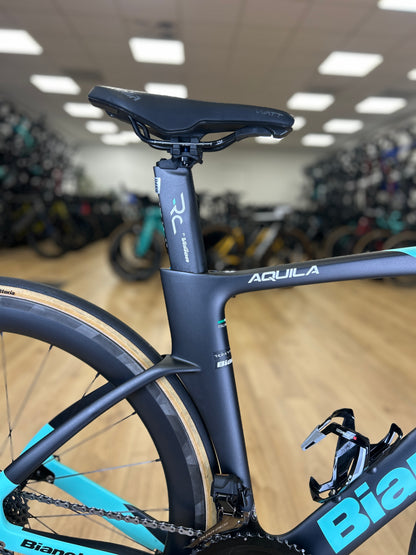 Bianchi Aquila CV Dura Ace Di2 Carbon Racefiets