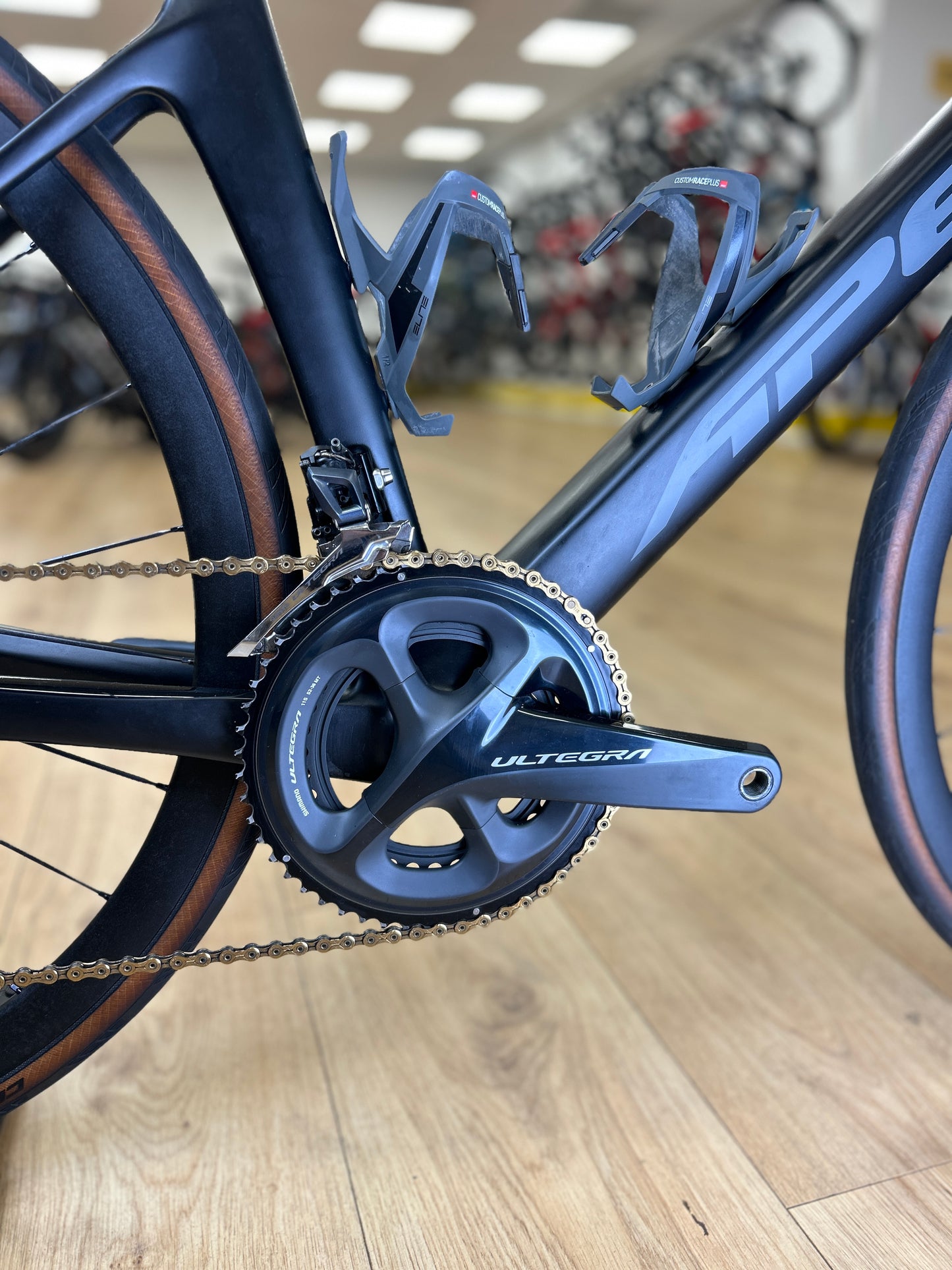 Apex Flare Carbon Racefiets