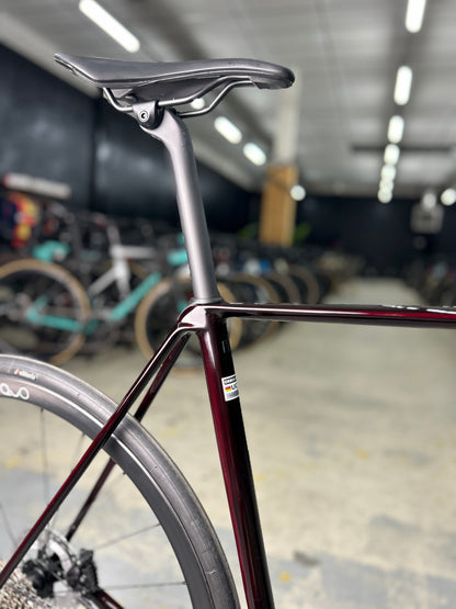 Showroom Model Orbea Orca M20iTEAM Di2 Carbon Road Bike