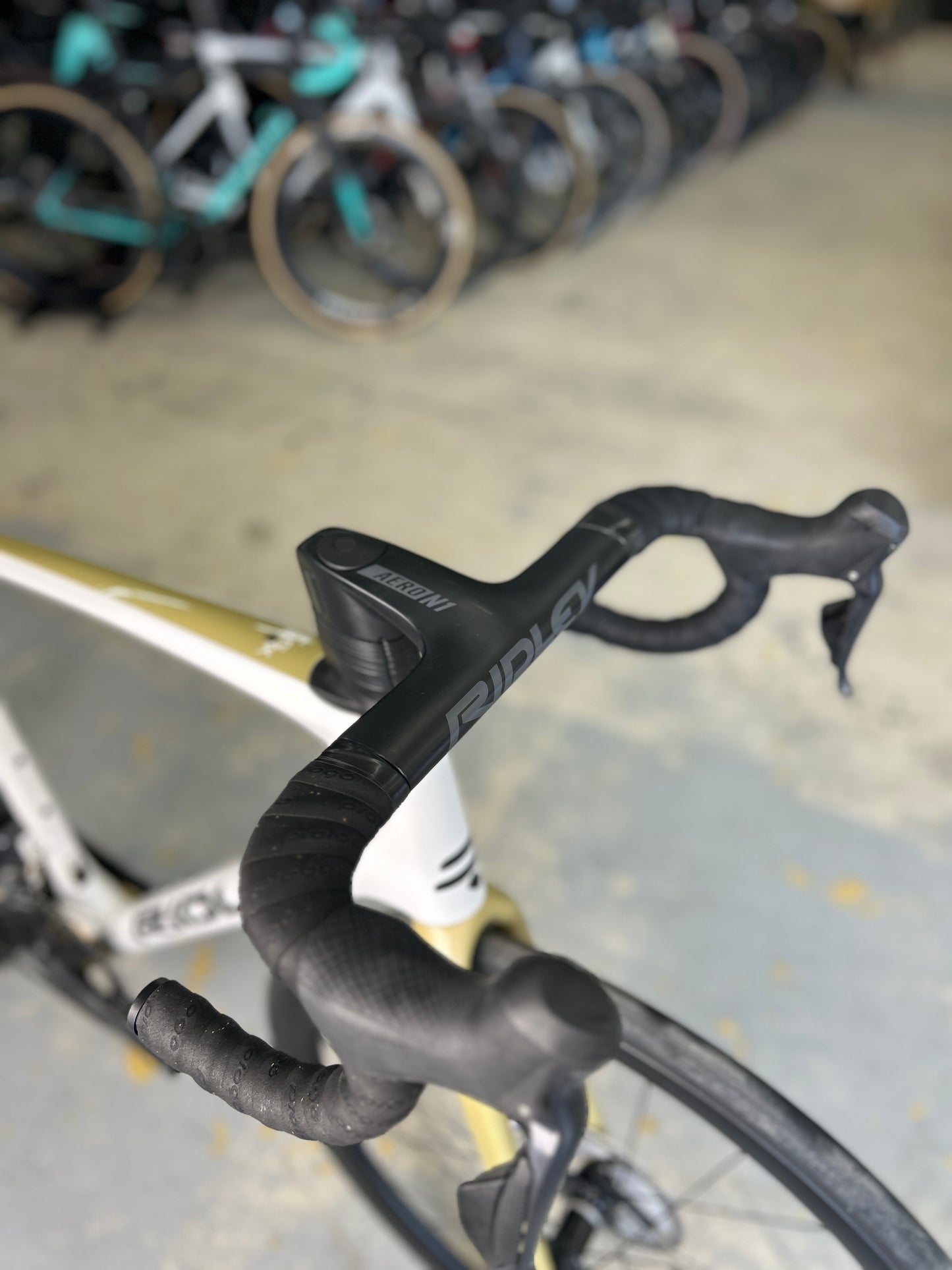 Ridley Fenix SLiC Di2 Carbon Racefiets