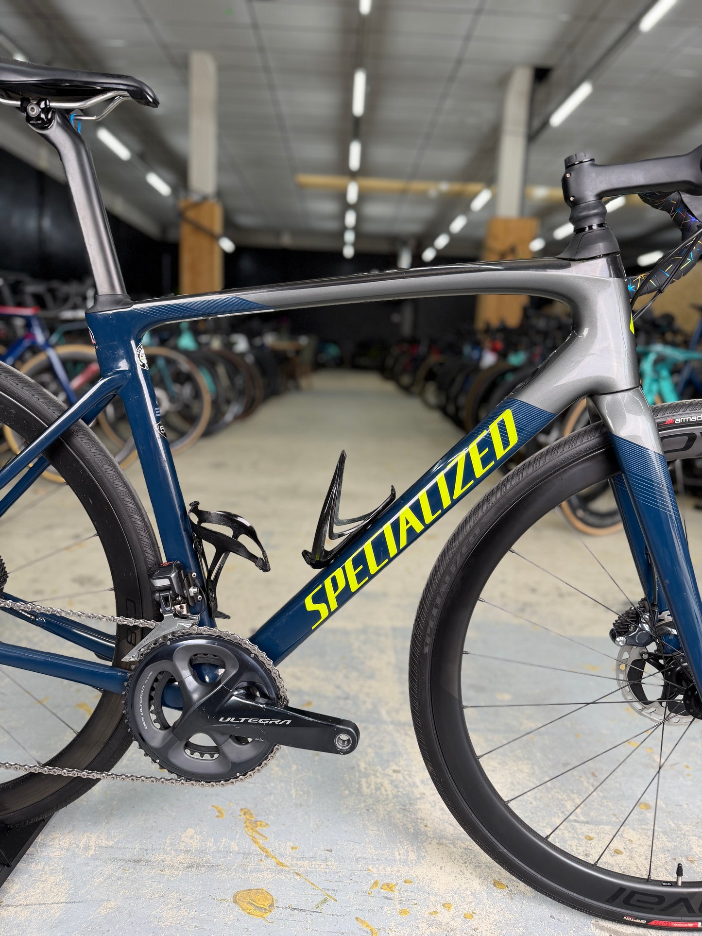 Specialized Roubaix Expert Di2 Carbon Road Bike
