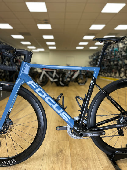 Focus Izalco Max 9.8 AXS Carbon Racefiets