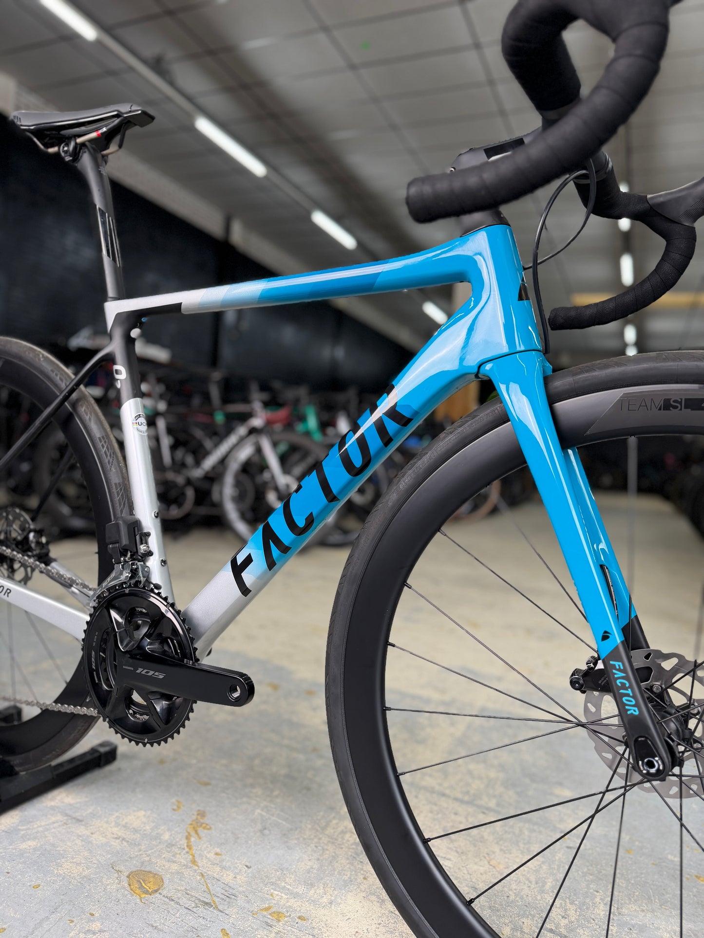 NIEUW Factor O2 Di2 Carbon Racefiets