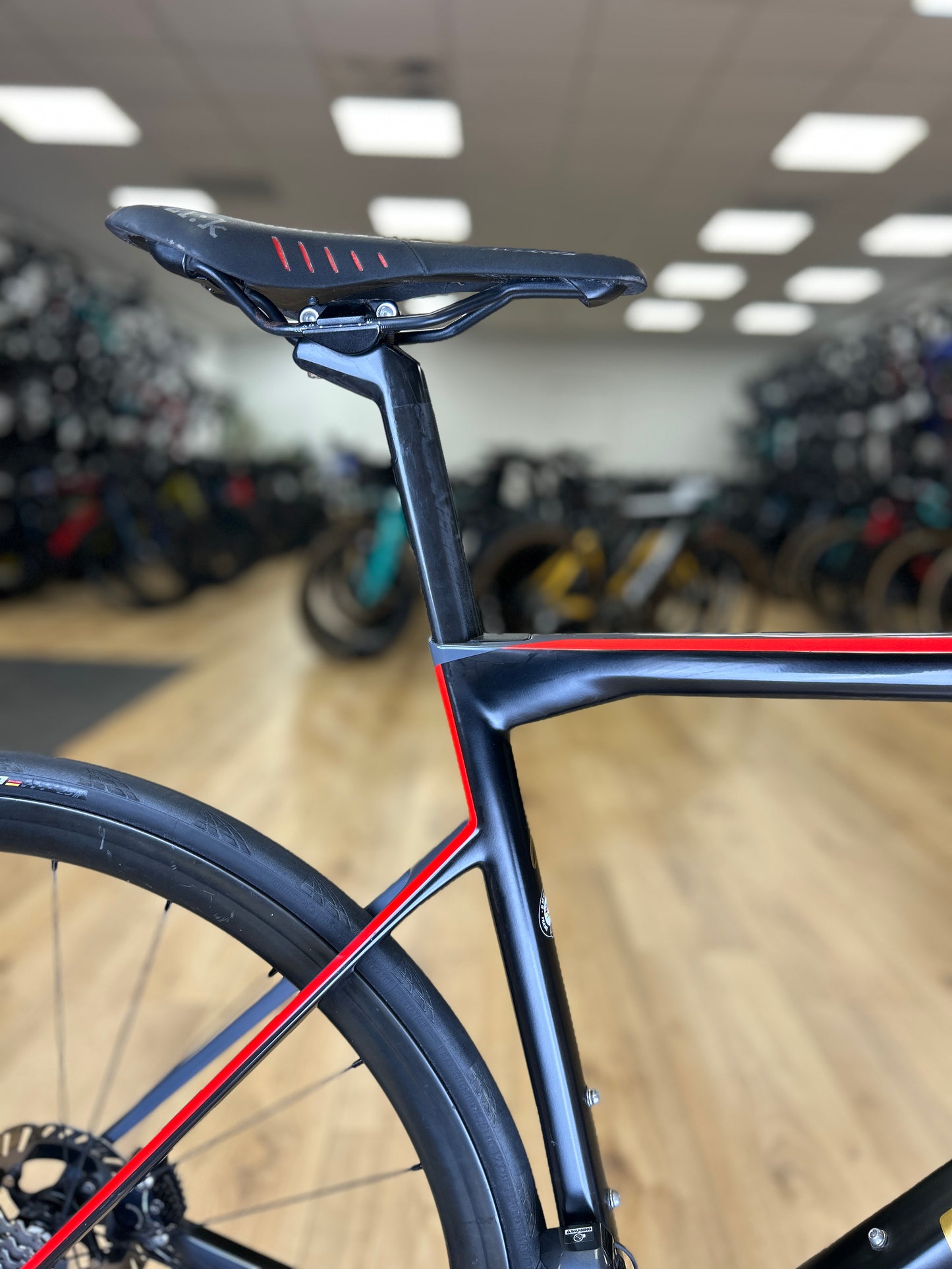 BMC Teammachine SLR02 Di2 Carbon Road Bike