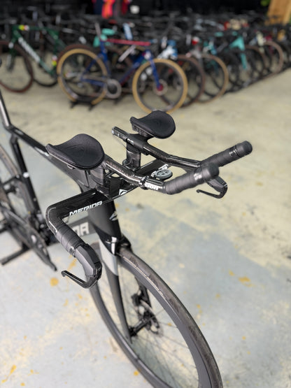 DEMO Merida Time Warp Tri Limited Di2 Carbon Racefiets