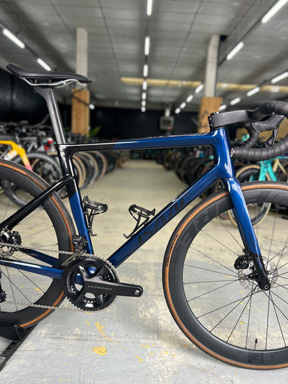 Isaac Boson Di2 Carbon Road Bike